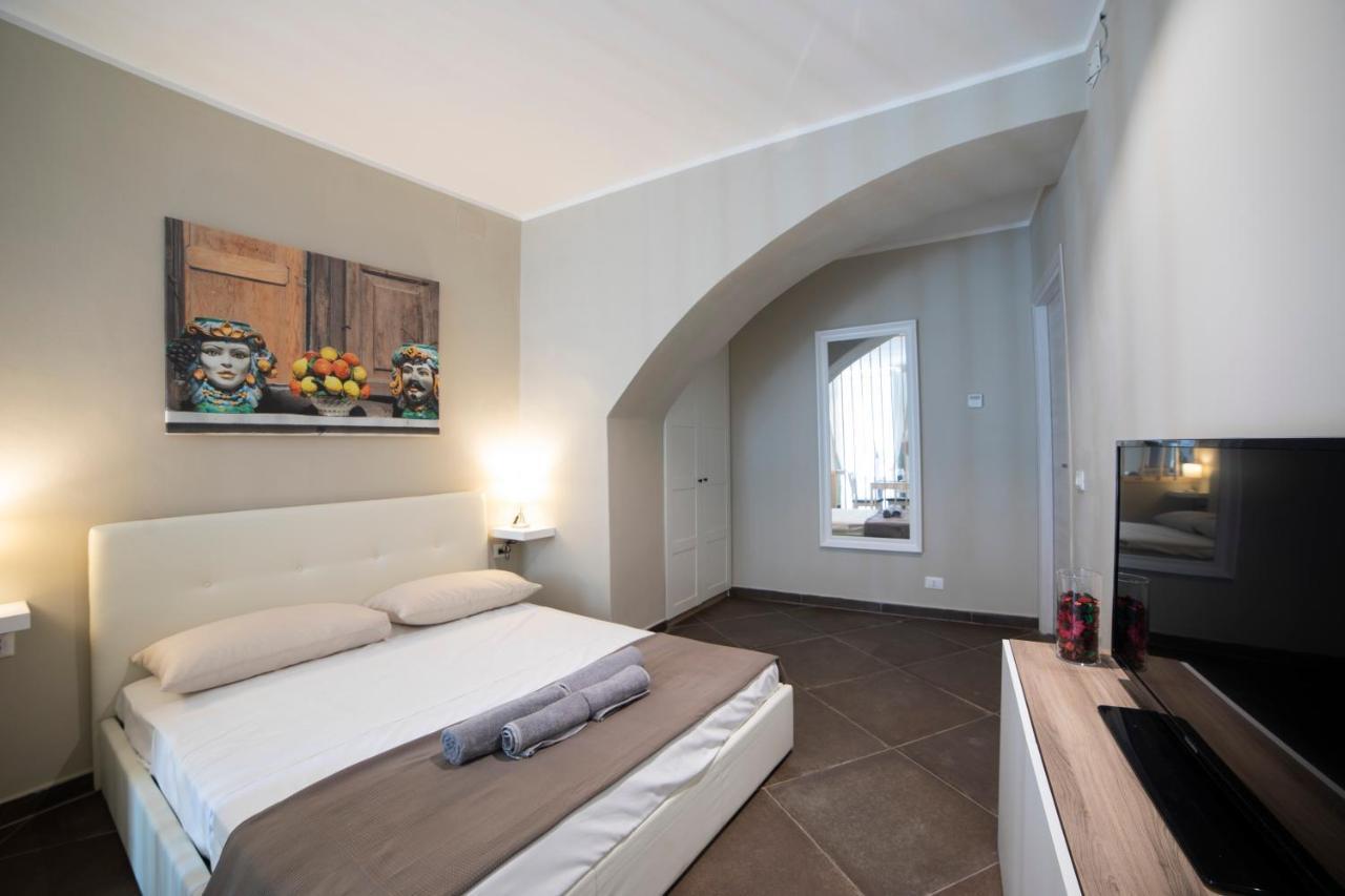 Katana Suites Apartments Catania Exteriör bild